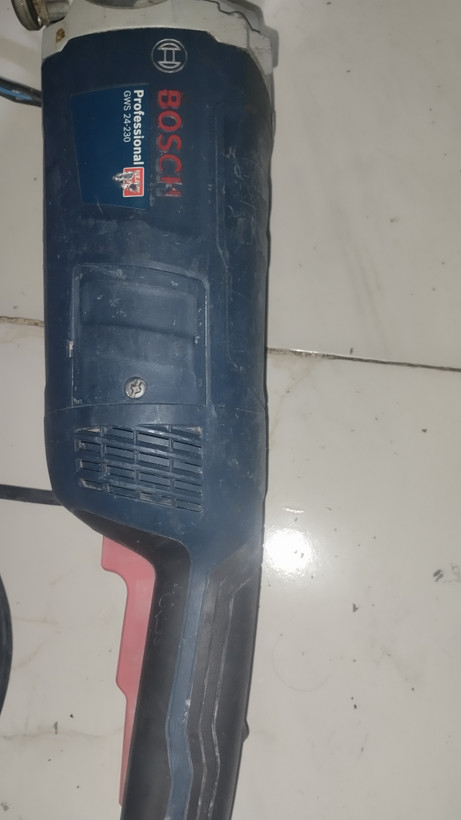 سنگ فرز بزرگ مارک بوش مدل GWS24230'w2400