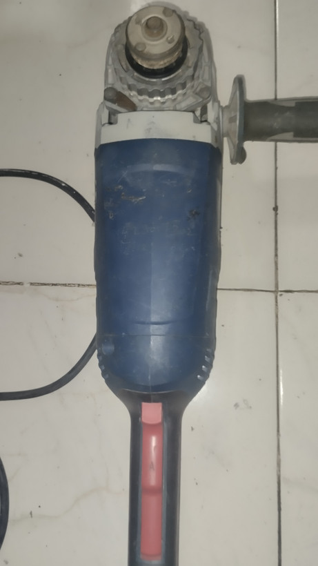 سنگ فرز بزرگ مارک بوش مدل GWS24230'w2400